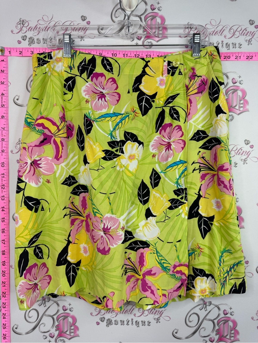 TABI skirt hibiscus Hawaii Tropical Floral A-Line Skirt in Lime & Pink